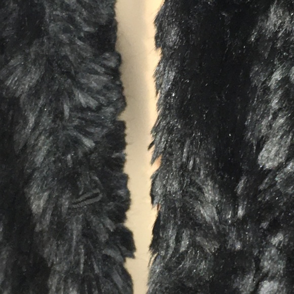 CASLON Short Jacket - Black - Picture 8 of 8